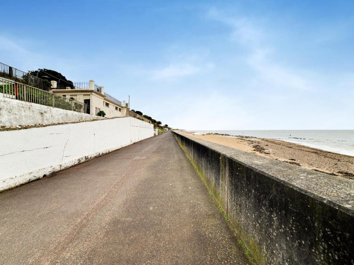 Hotel Sea Breeze Clacton-on-Sea Buitenkant foto