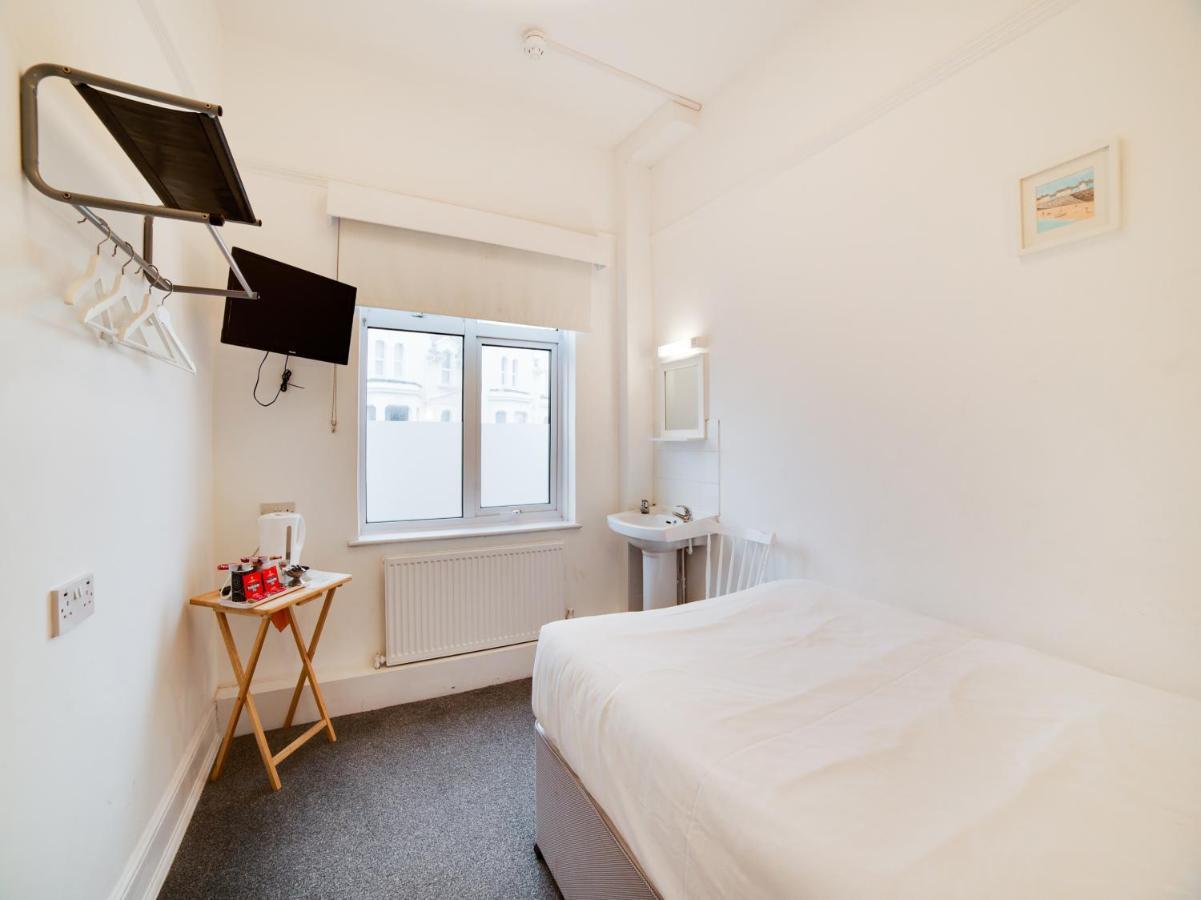 Hotel Sea Breeze Clacton-on-Sea Buitenkant foto