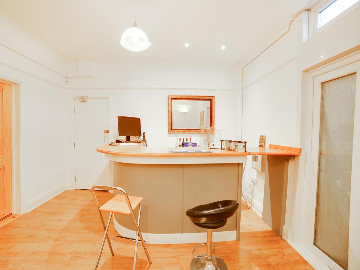 Hotel Sea Breeze Clacton-on-Sea Buitenkant foto