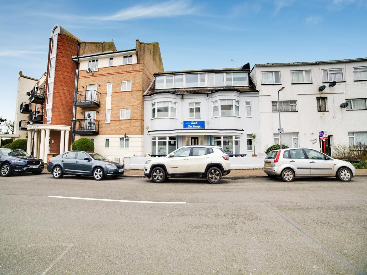 Hotel Sea Breeze Clacton-on-Sea Buitenkant foto